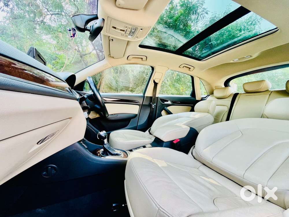 Audi Q3 40 Tfsi Premium Plus, 2019, Petrol