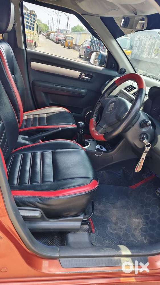 Maruti Suzuki Swift Vxi + Manual, 2010, Petrol