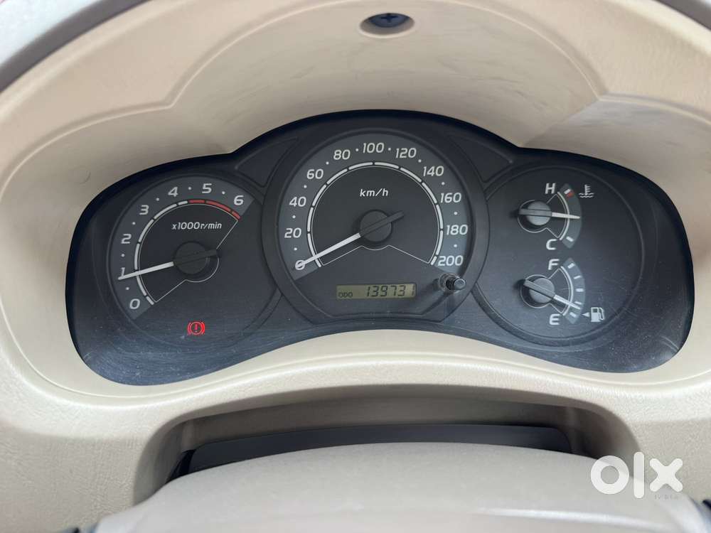 Toyota Innova 2.0 Vx 8 Str, 2005, Diesel