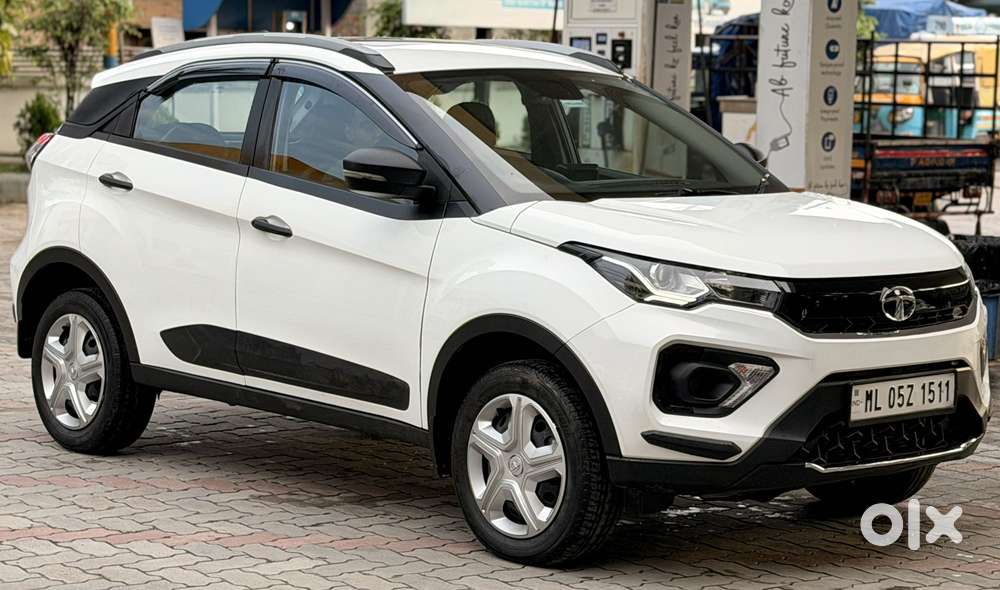 Tata Nexon 1.2 Revotron Xm Plus (s), 2022, Petrol