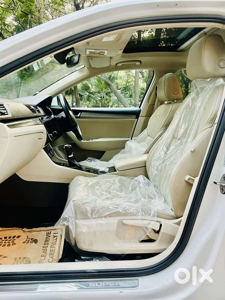 Skoda Superb Style 1.8 Tsi At, 2018, Petrol