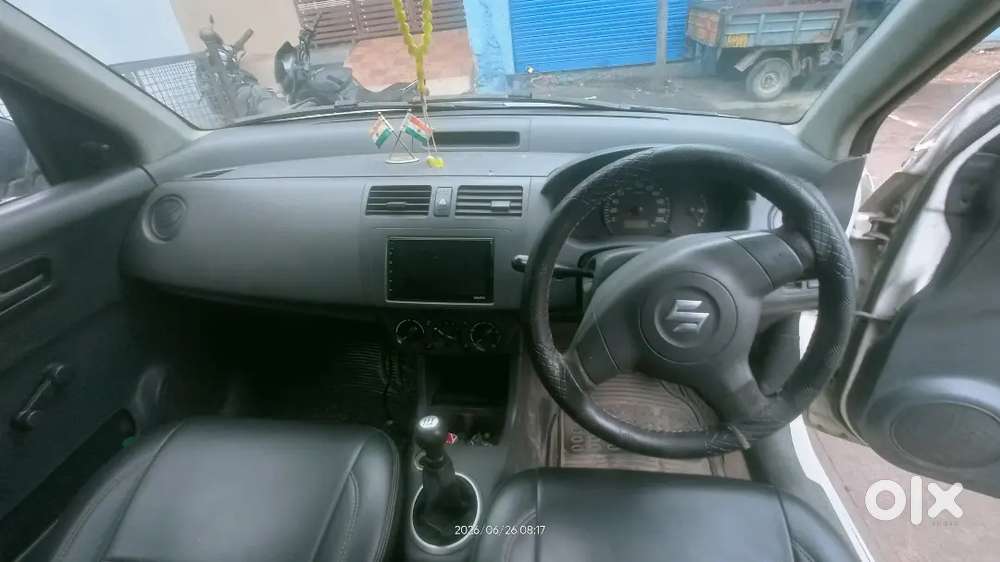Maruti Suzuki Dzire Tour 2016