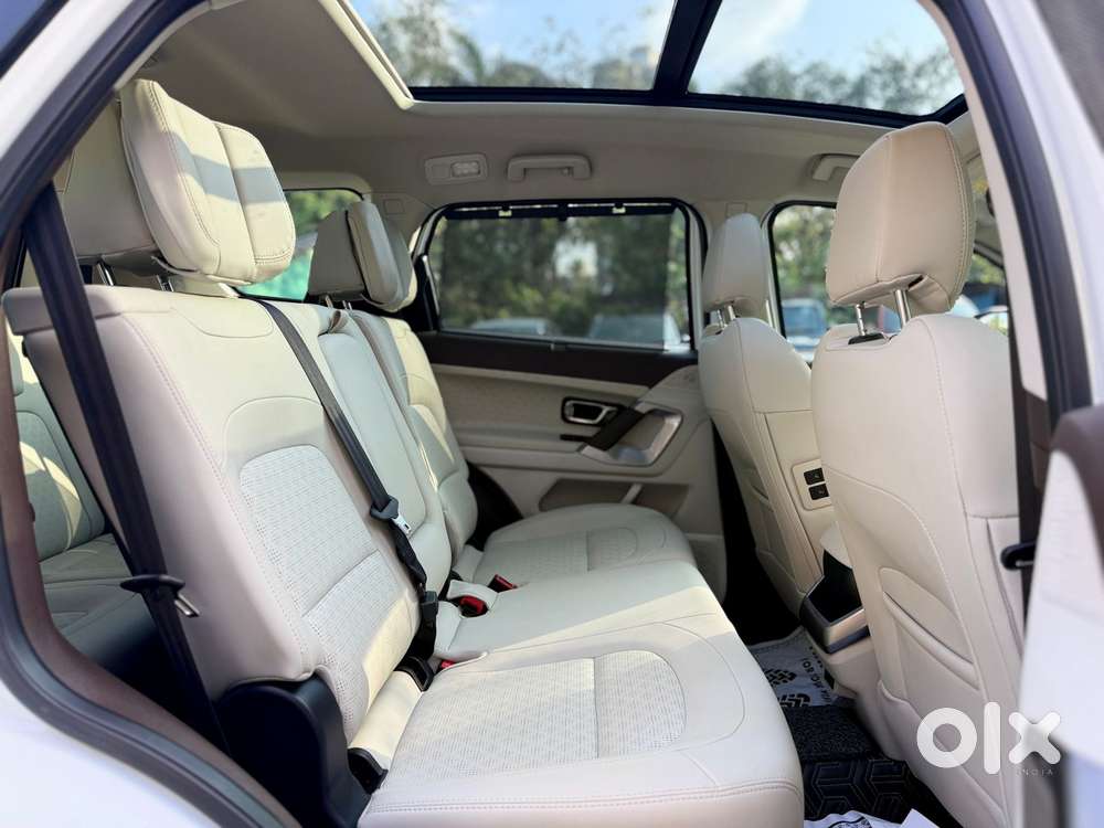 Tata Safari Adventure Plus, 2025, Diesel