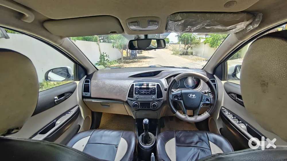 Hyundai I20 Diesel ( Model 2013 ) 1st Owner கார் விற்பனைக்கு