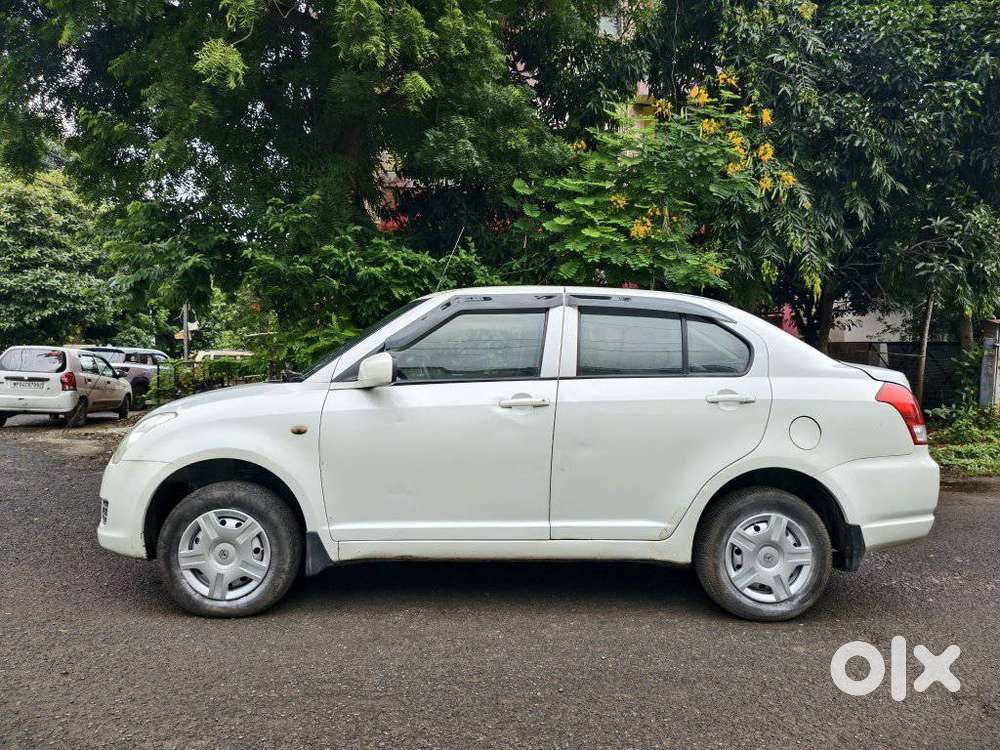 Maruti Suzuki Swift Dzire Lxi Option, 2011, Petrol