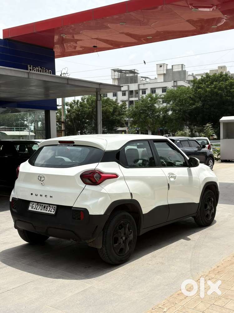 Tata Punch Accomplished, 2021, Petrol