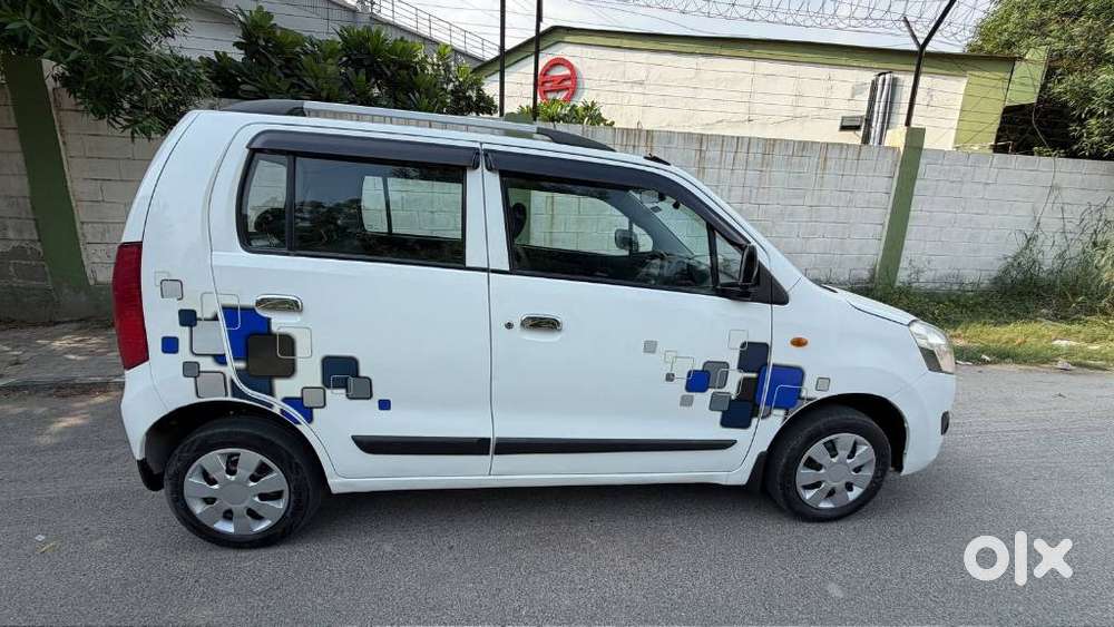 Maruti Suzuki Wagon R Lxi Cng Optional, 2017, Cng & Hybrids