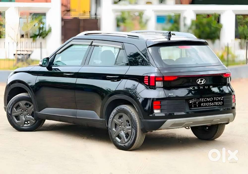 Hyundai Venue S 1.2 Petrol, 2022, Petrol