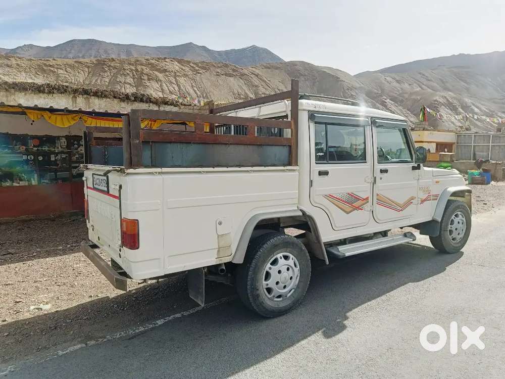 Mahindra Bolero Camper Gold Zx White