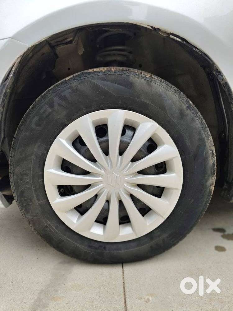 Maruti Suzuki Dzire 1.2 Vxi, 2015, Petrol