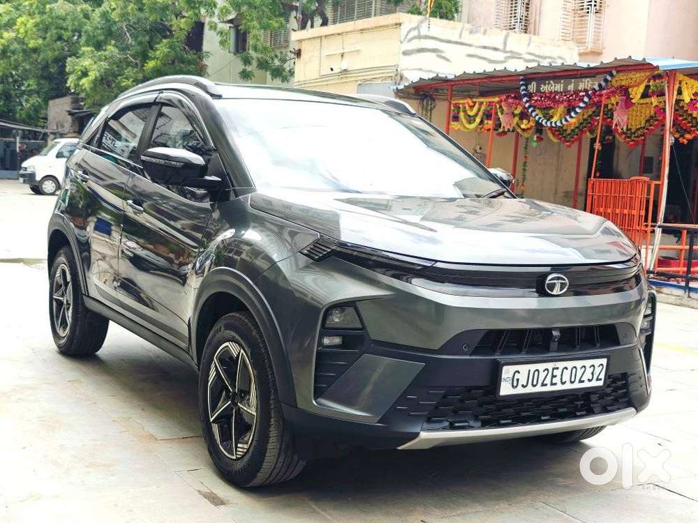 Tata Nexon Fearless Plus S 1.2 Revotron Petrol 6mt Dt, 2023, Petrol