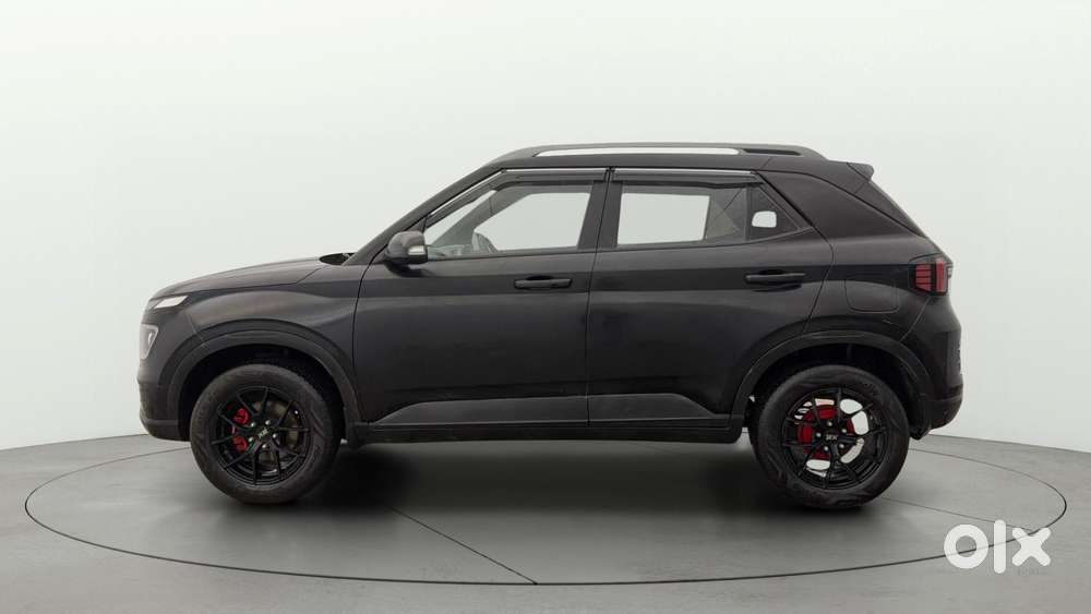 Hyundai Venue 1.2 S (o), 2022, Petrol