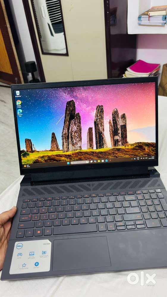 DELL G15 5530 GAMING LAPTOP