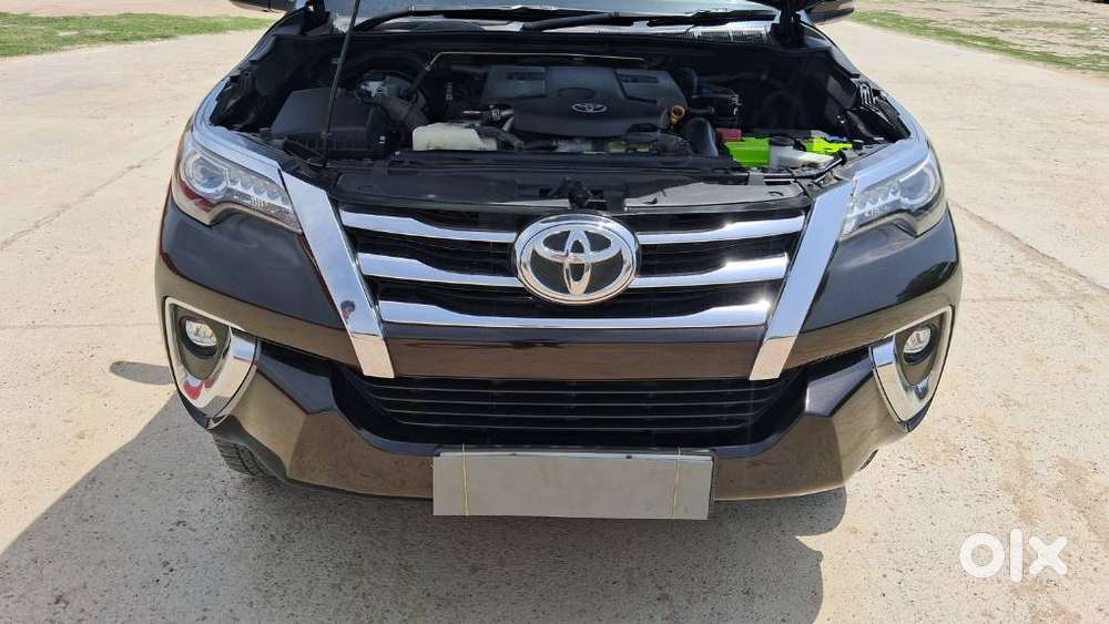 Toyota Fortuner 4x2 At 2.8 Diesel, 2020, Diesel