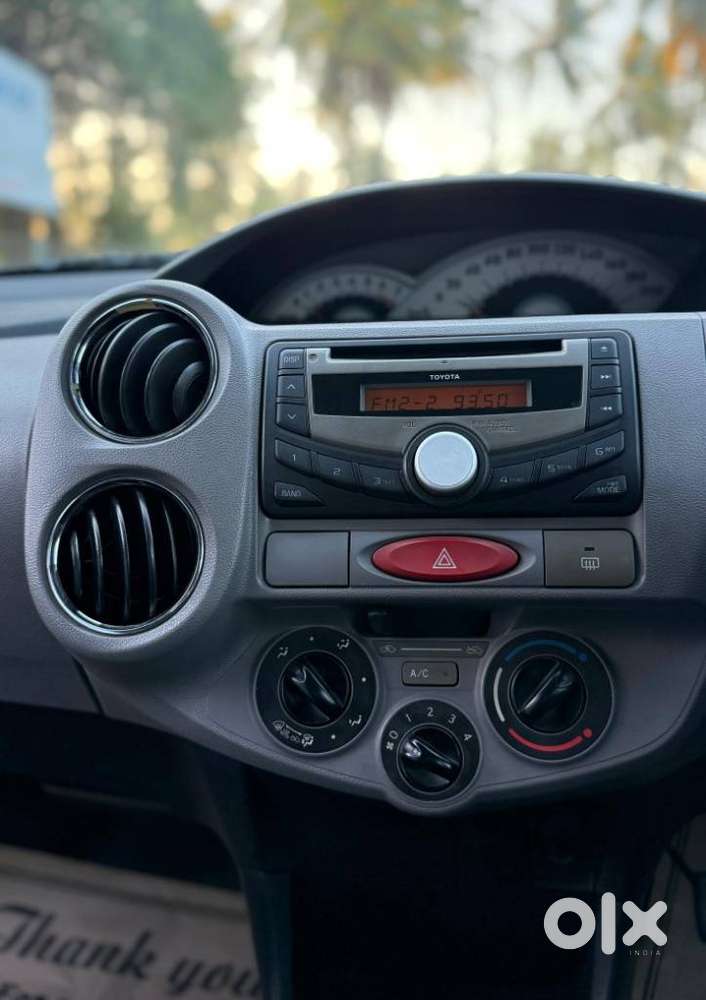 Toyota Etios High, 2011, Petrol
