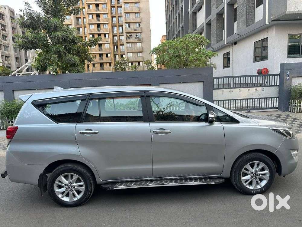 Toyota Innova Crysta 2.4 G Mt, 2017, Diesel