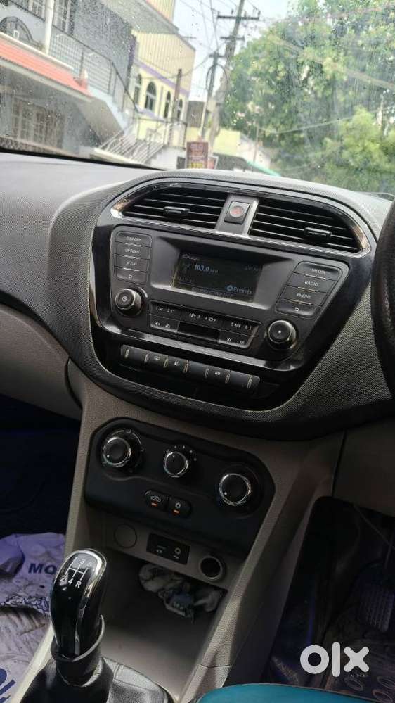 Tata Tiago 1.05 Revotorq Xz, 2018, Petrol