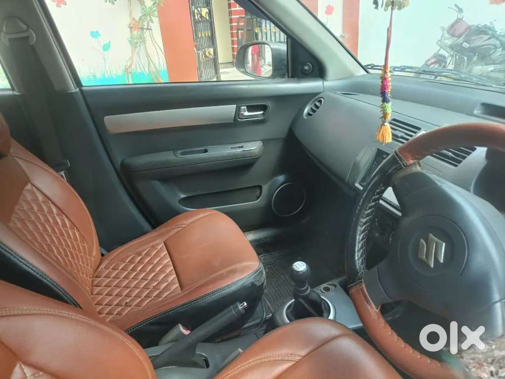 Maruti Suzuki Swift 2010 Diesel 140000 Km Driven
