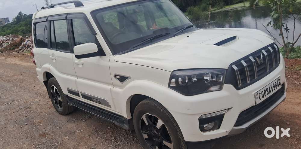Mahindra Scorpio Classic 2.2 S 11 Mt 7 Str, 2023, Diesel