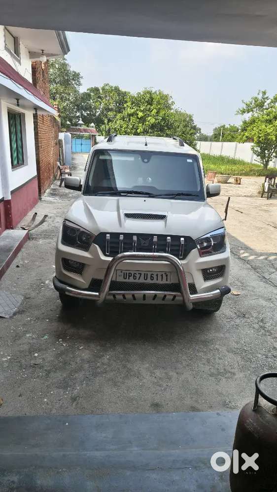 Mahindra Scorpio 2.2 Hybrid 2017