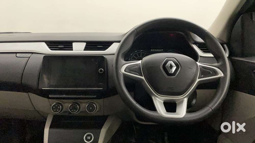 Renault Triber Rxz, 2021, Petrol