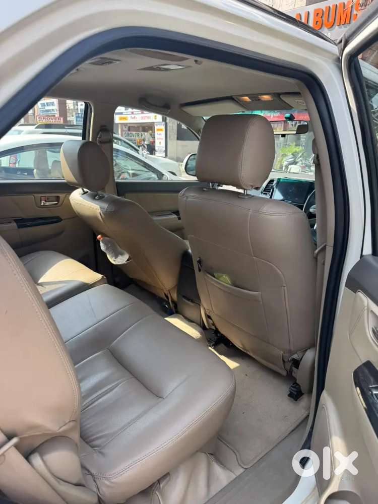 Toyota Fortuner 2013 Diesel Automatic 2nd Owner