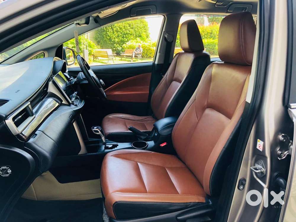 Toyota Innova Crysta