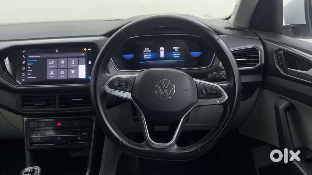 Volkswagen Taigun Topline 1.0 Tsi At (electric Seats), 2022, Petrol