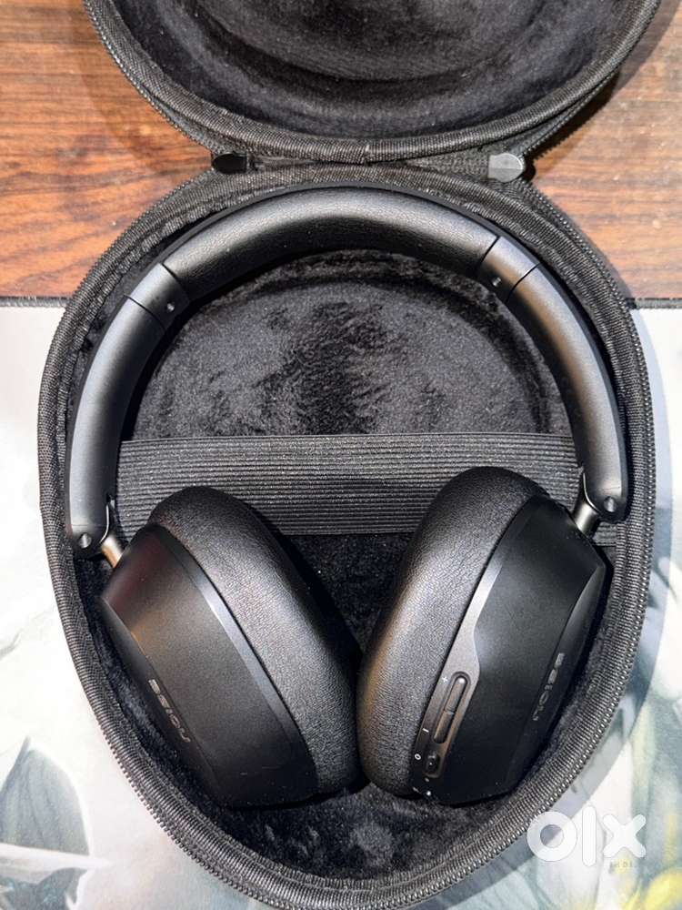Noise airwave max 5 with ANC OVER EAR HEADPHONES