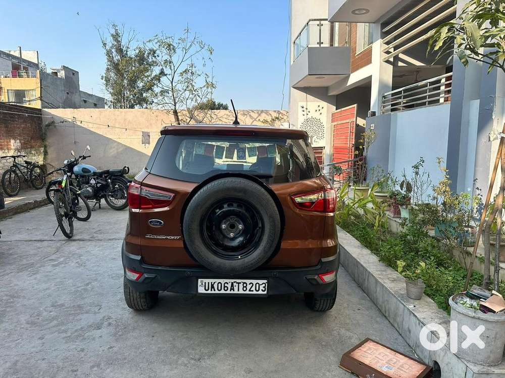 Ford Petrol Car 2018