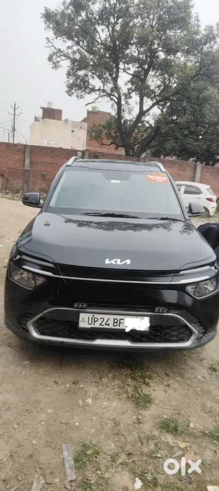 Kia Carens Premium 2024
