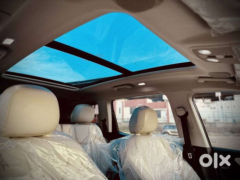 Mahindra Xuv700 2.2 Ax 7 Diesel At Luxury Pack Str, 2024, Diesel