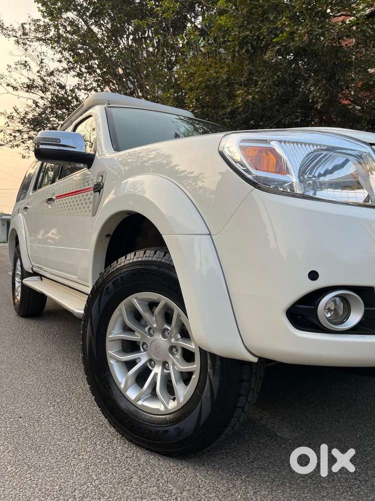 Ford Endeavour 2014-2015 3.0l 4x4 At, 2014, Diesel