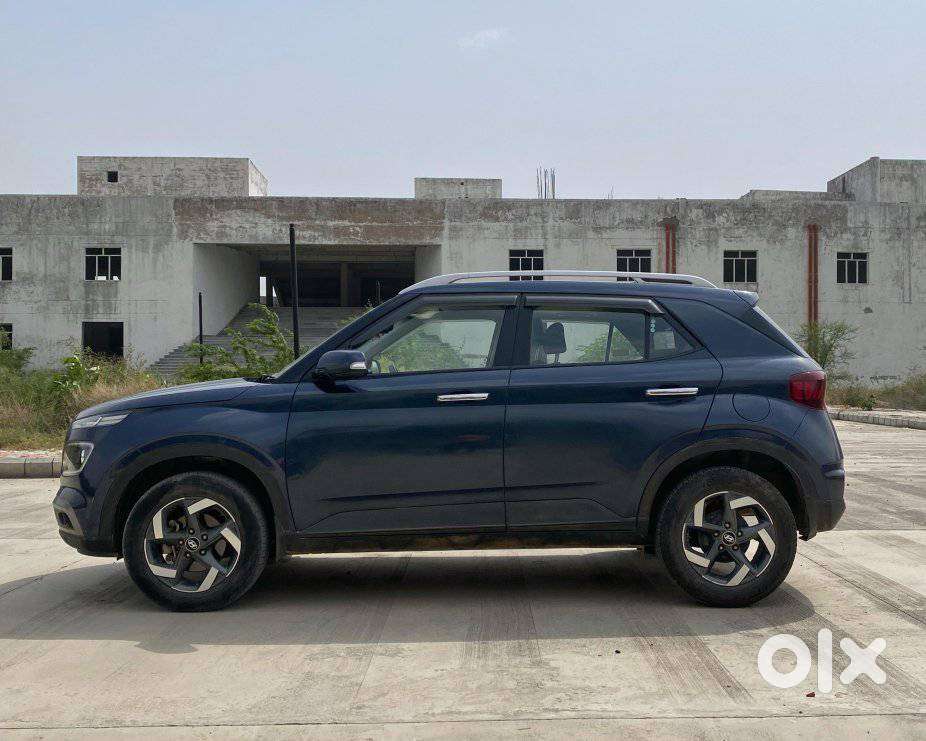 Hyundai Venue 1.0 Sx Turbo Dct, 2021, Petrol