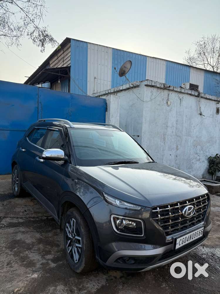 Hyundai Venue 2022 Petrol Good Condition