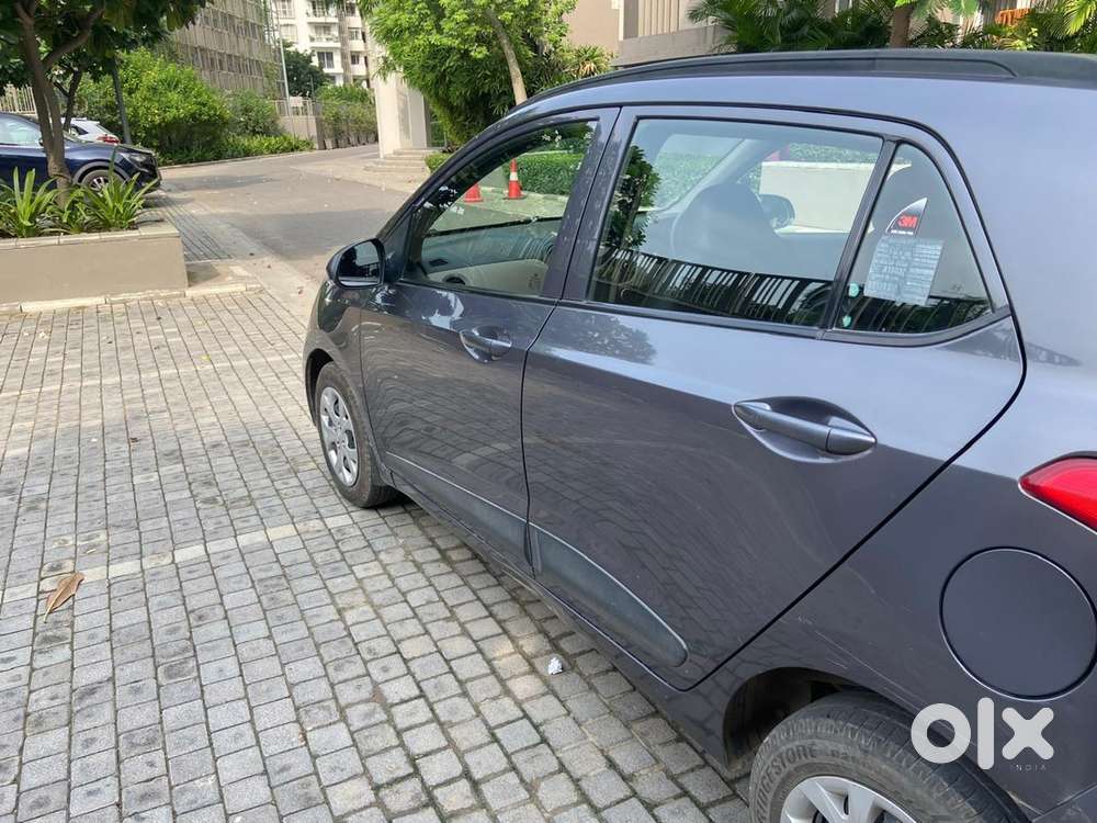 Grand I10 Sportz Model In Show Room Condition