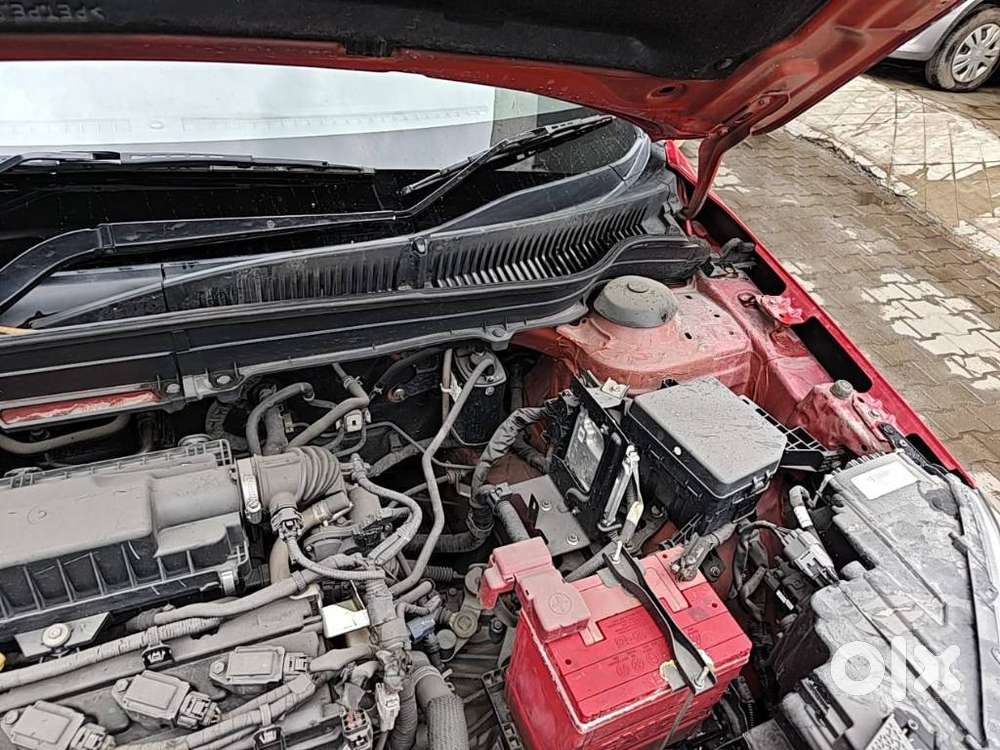 Maruti Suzuki Brezza 1.5 Zxi Plus Smart Hybrid, 2021, Petrol