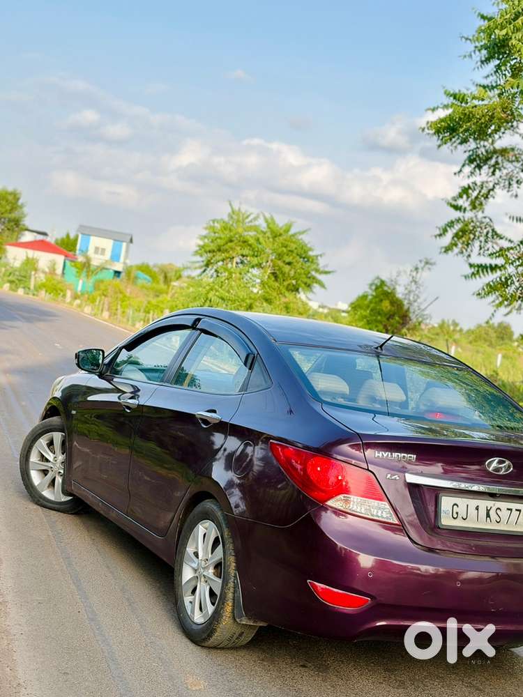 Hyundai Fluidic Verna 2012
