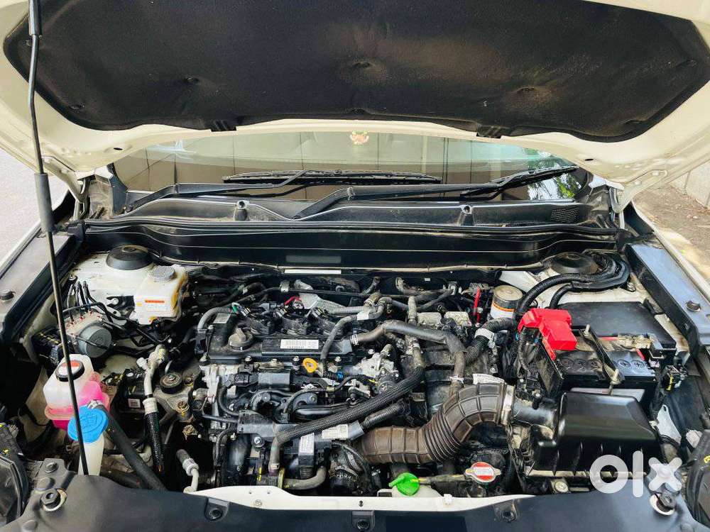 Maruti Suzuki Grand Vitara 1.5 Alpha Plus Intelligent Hybrid Ecvt, 2..