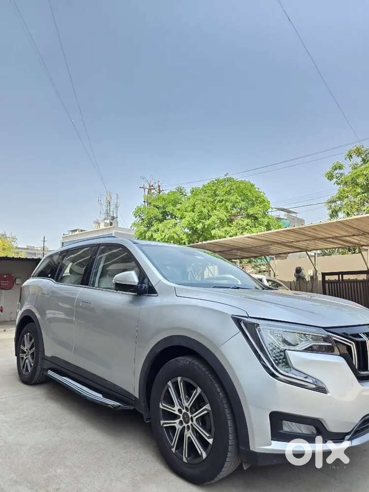 Mahindra Xuv700 2023 Petrol Well Maintained
