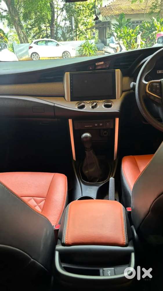 Toyota Innova Crysta [2020-ongoing] 2.4 Gx 7 Str, 2021, Diesel