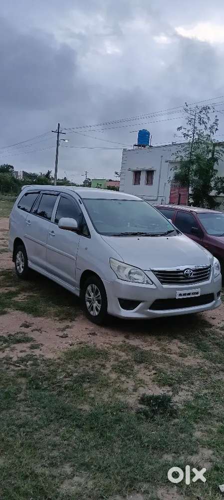 Toyota Innova 2012 Model
