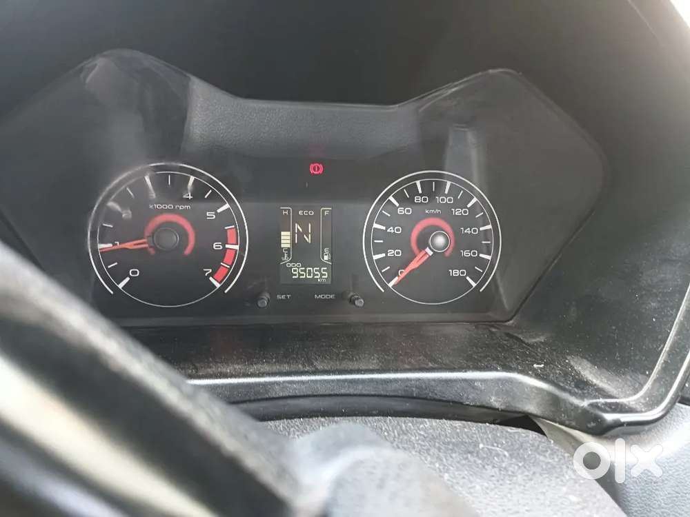 Mahindra Kuv100 Nxt 2017 Diesel Well Maintained