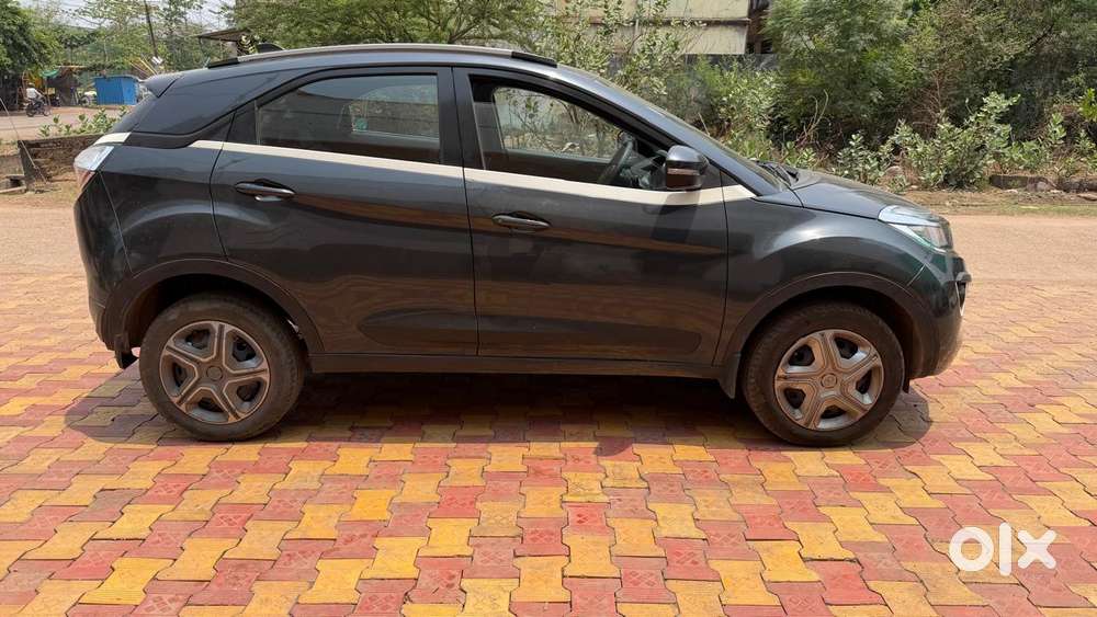 Tata Nexon 1.2 Revotron Xt, 2017, Diesel
