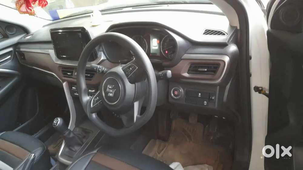 Maruti Suzuki Brezza 2022 Petrol 18000 Km Driven