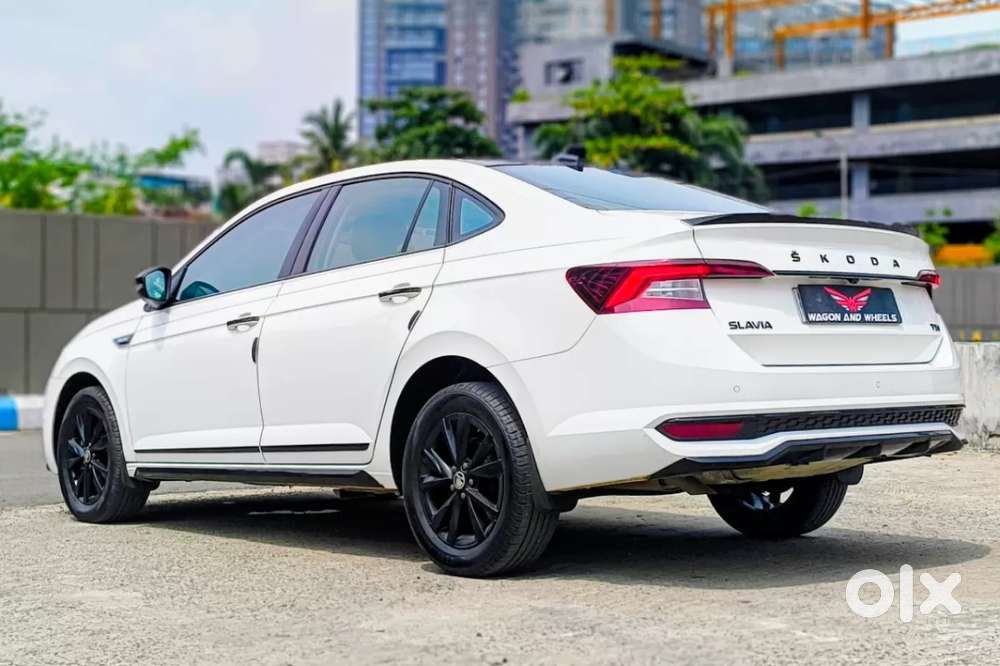 Skoda Slavia Ambition 1.0l Tsi At, 2025, Petrol