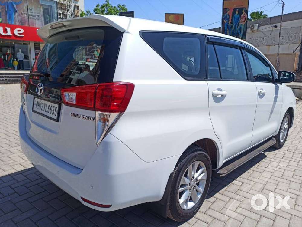 Toyota Innova Crysta 2.4 G Mt 8s, 2023, Diesel