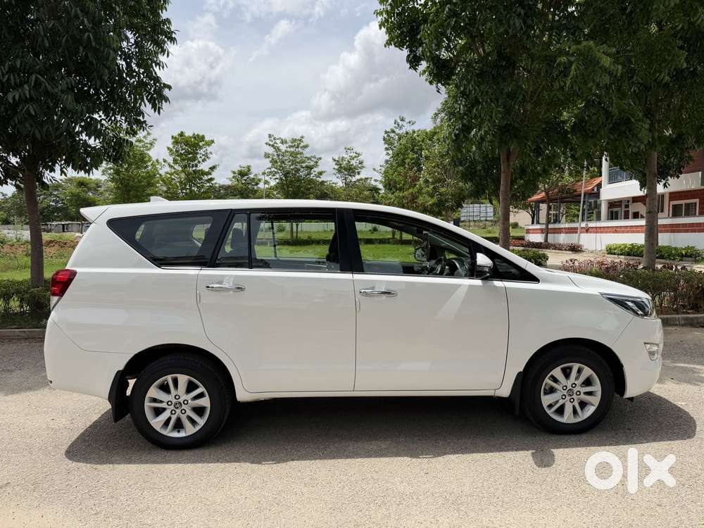 Toyota Innova Crysta 2.4 V 7 Str, 2019, Diesel