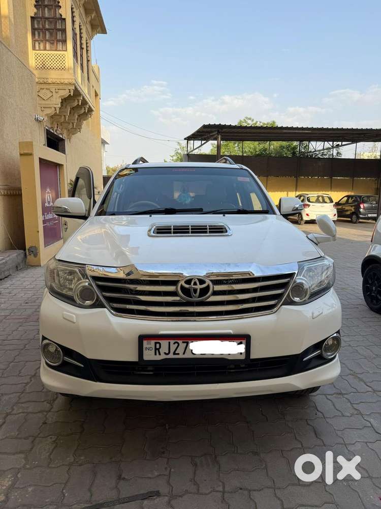 Toyota Fortuner 2011 Diesel Well Maintained