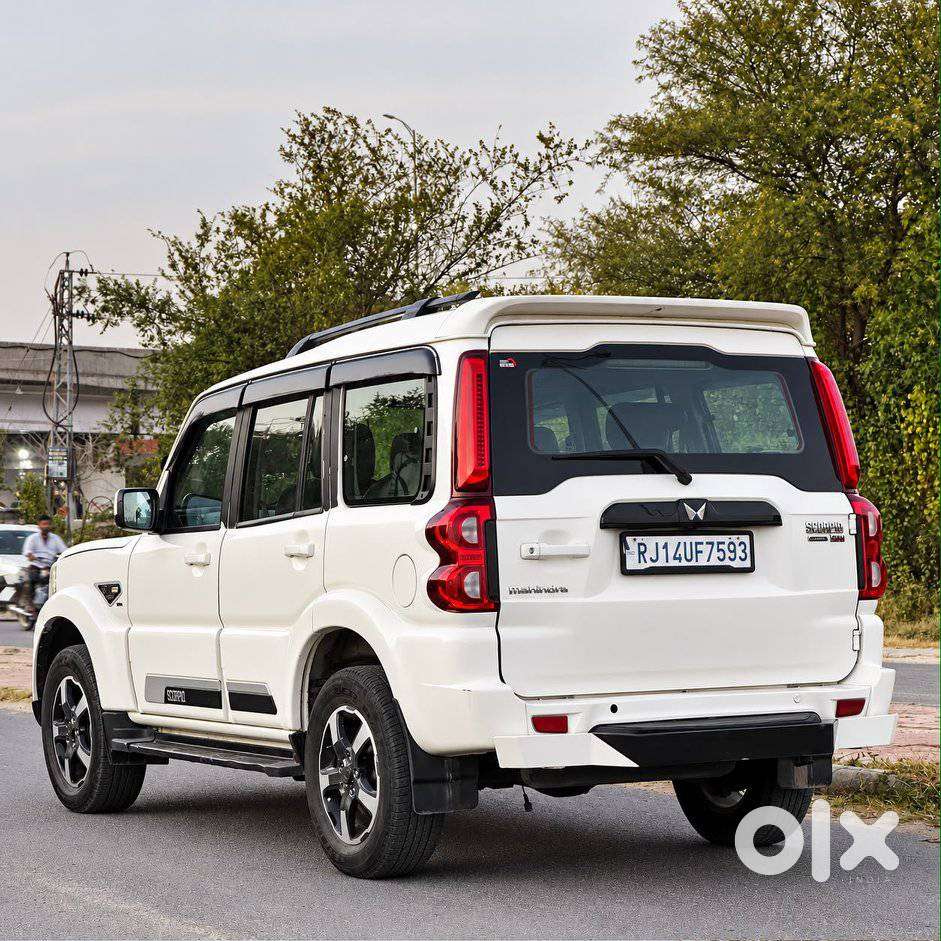 Mahindra Scorpio 2.2 S7 7 Str, 2018, Diesel